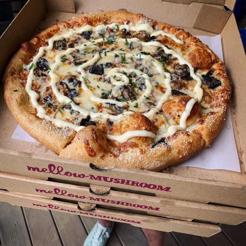 best-pizza-delivery-places-near-you-open-in-phoenix-during-the