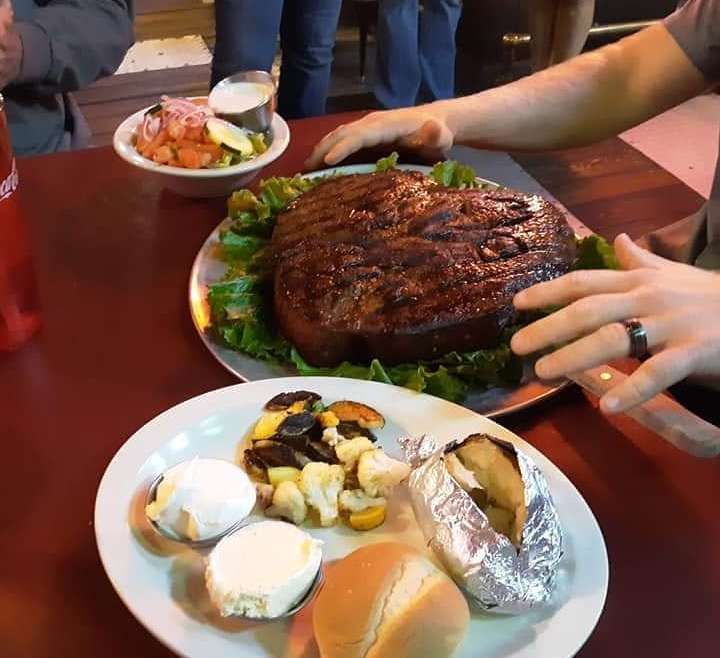 5 Popular Extreme Food Challenges in Phoenix, AZ