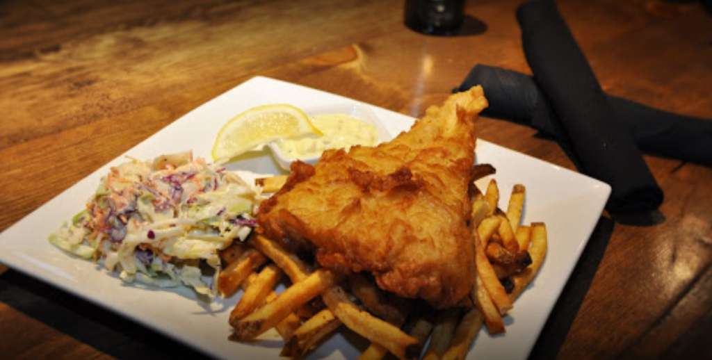 6 Best Places to Order Fish & Chips in Phoenix, AZ | UrbanMatter Phoenix