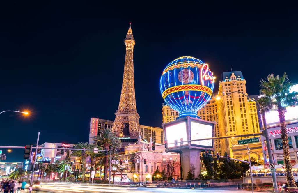 10 Things to Do in Las Vegas If You're Under 21 - UrbanMatter