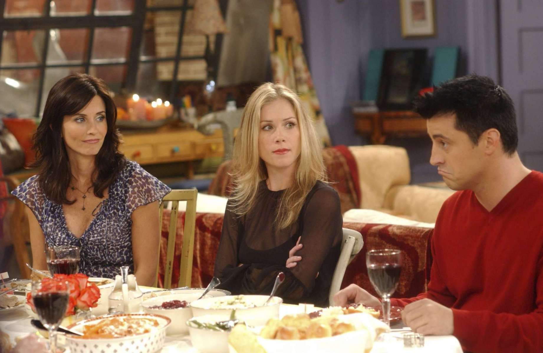 friends thanksgiving episodes list in order