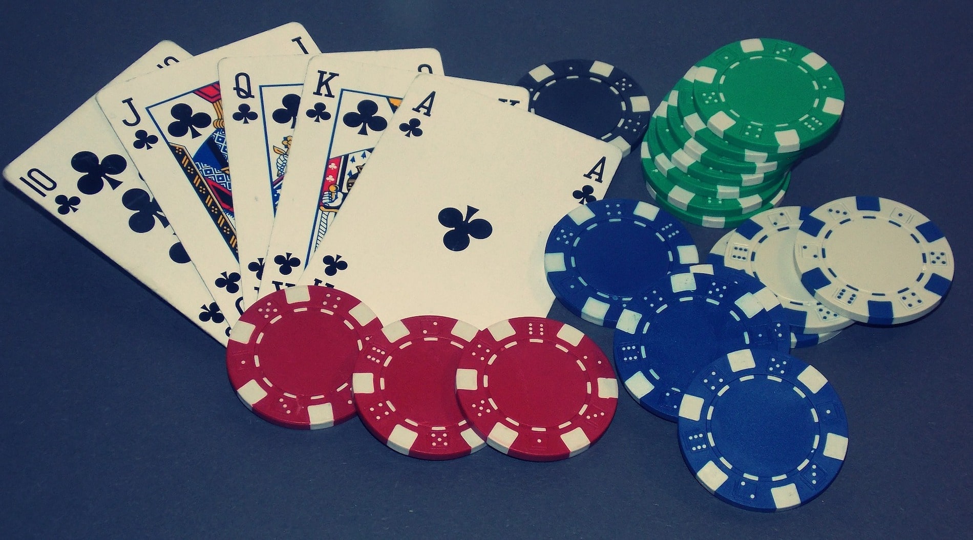 Покер онлайн казино где можно ставить ставки на футбол