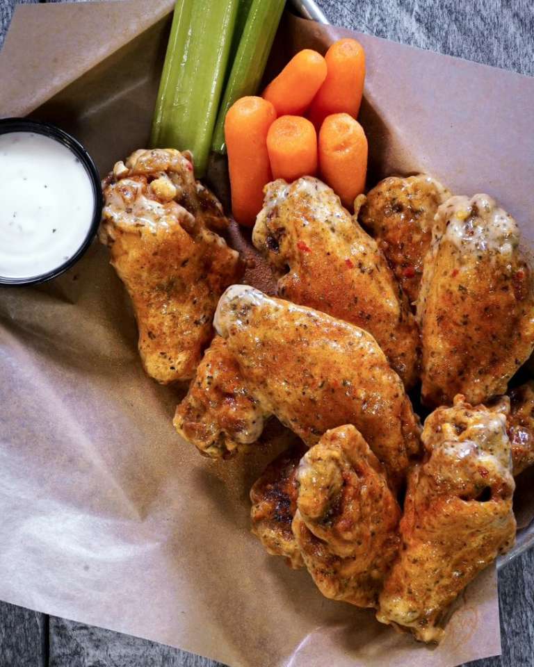 8 Best Sauces & Flavors at Buffalo Wild Wings, Ranked UrbanMatter