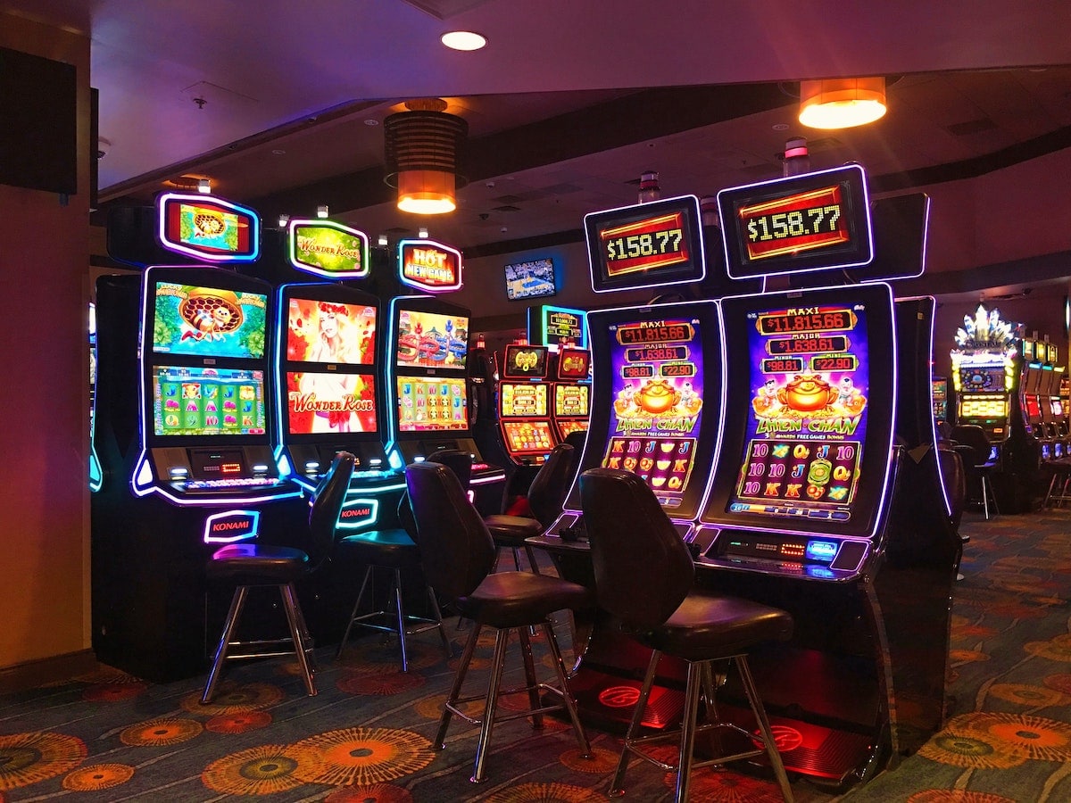 Does the RTP Differ Between Offline and Online Slots? - UrbanMatter