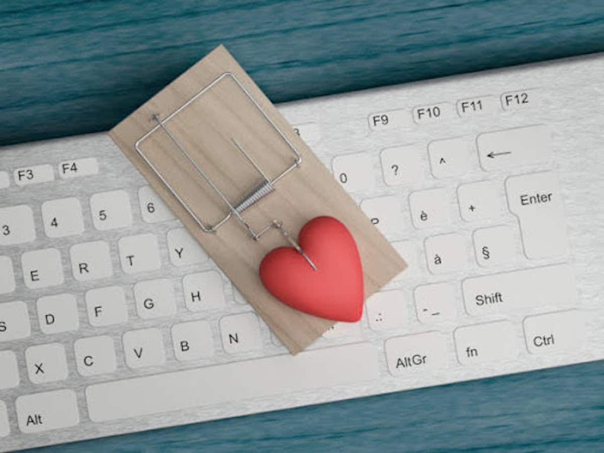 What You Need to Know About the World of Online Dating