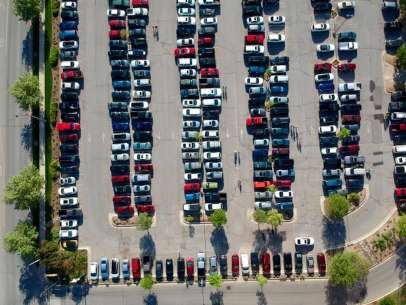 dos equis pavilion parking free