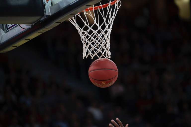 dallas-mavericks-courtside-seats-price-tickets-urbanmatter