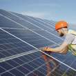 Solar Panel Cleaning Services Near Me: Choosing a Solar Installer