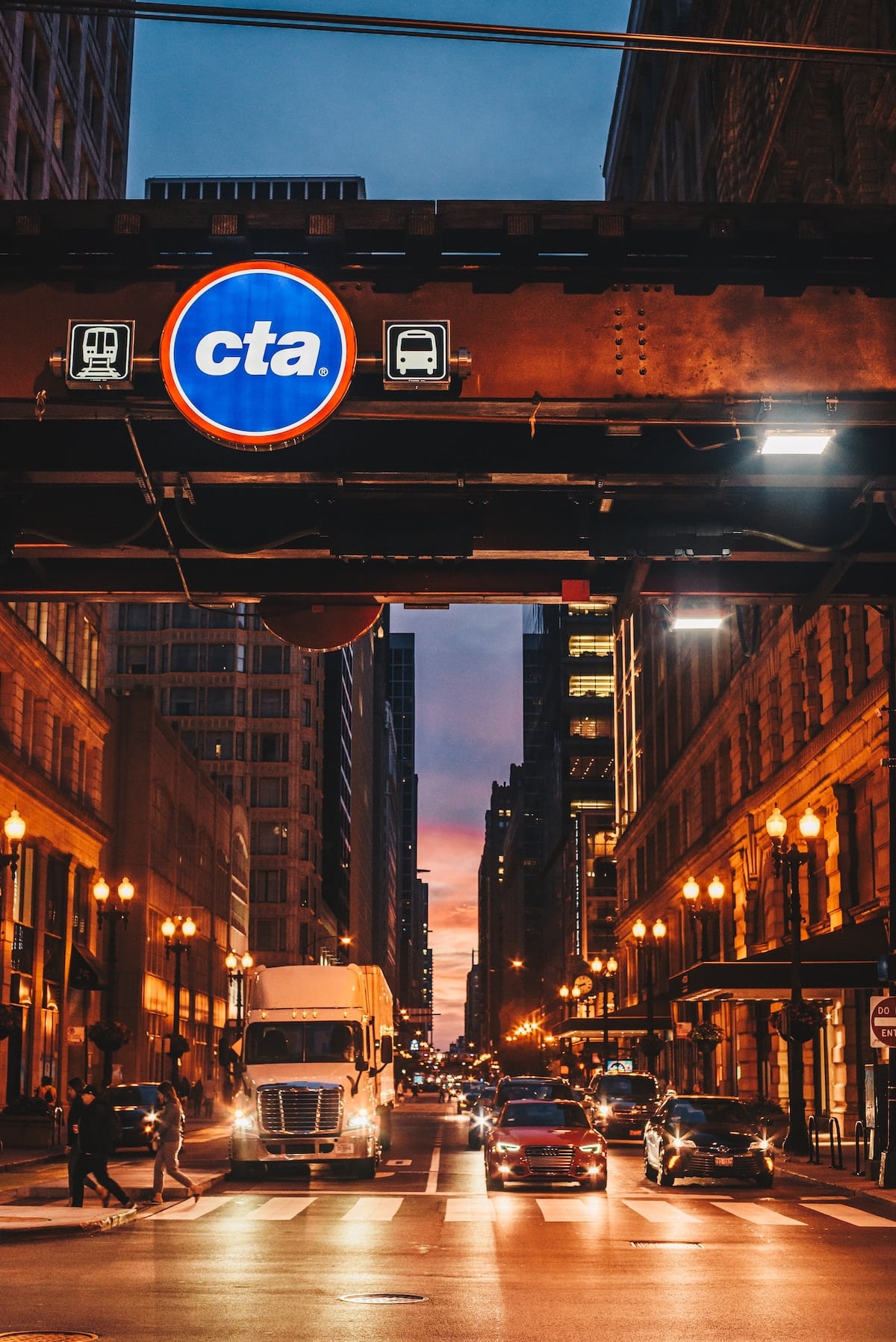 CTA Bus Tracking: Navigating the City with Ease Comprehensive - UrbanMatter