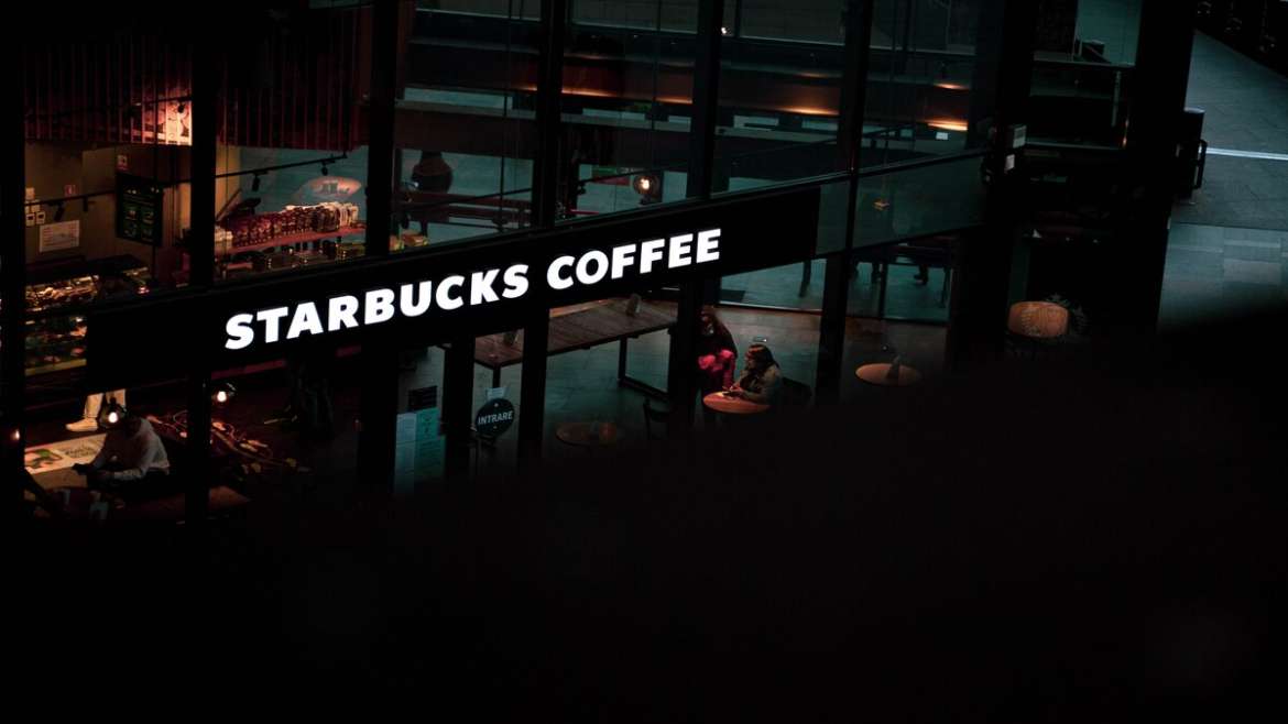 Starbucks partner hours