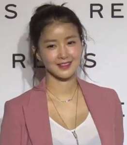 Lee Si Young