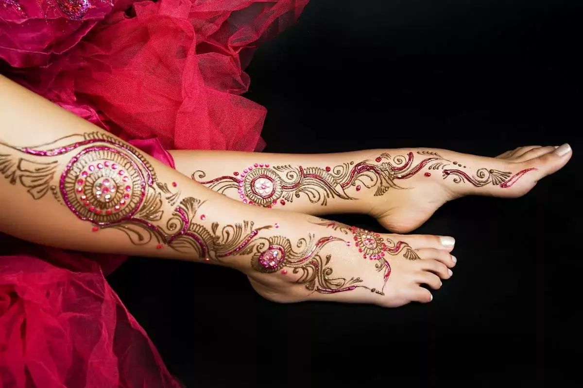 leg mehandi design 