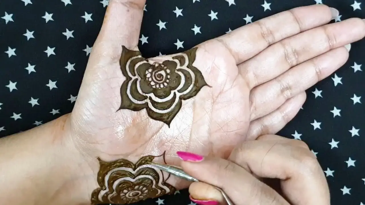 Mehandi Design Front Hand