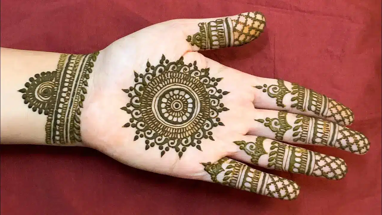 front hand simple mehndi design