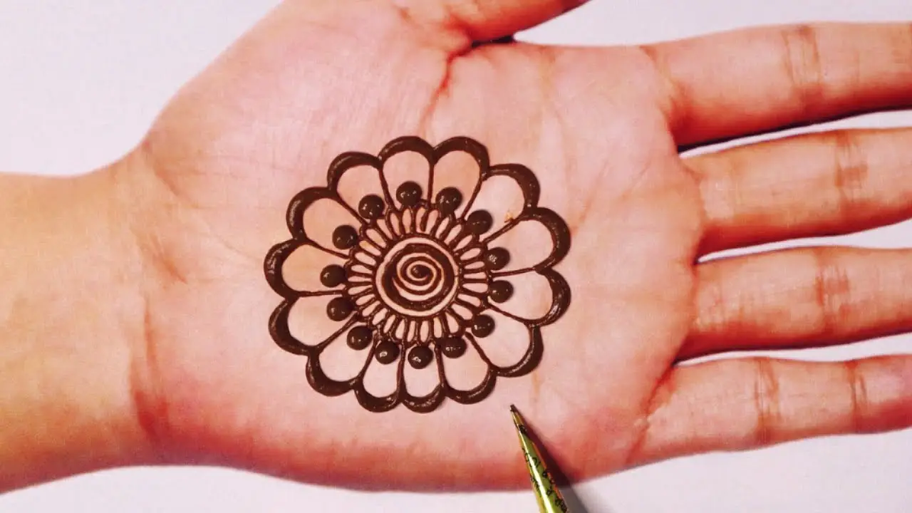 Lovely Flower Mehndi Design 