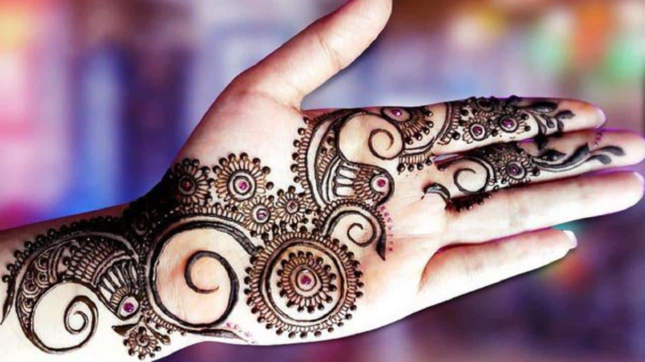 circle mehndi design