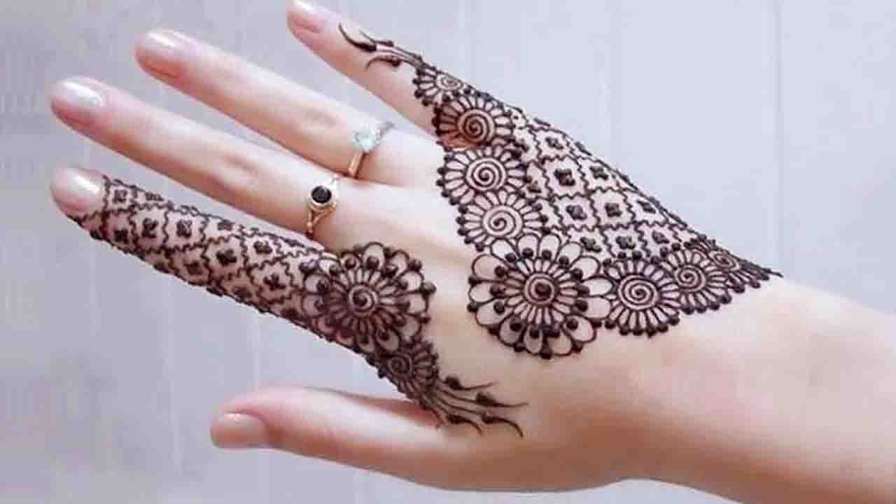 circle mehndi design