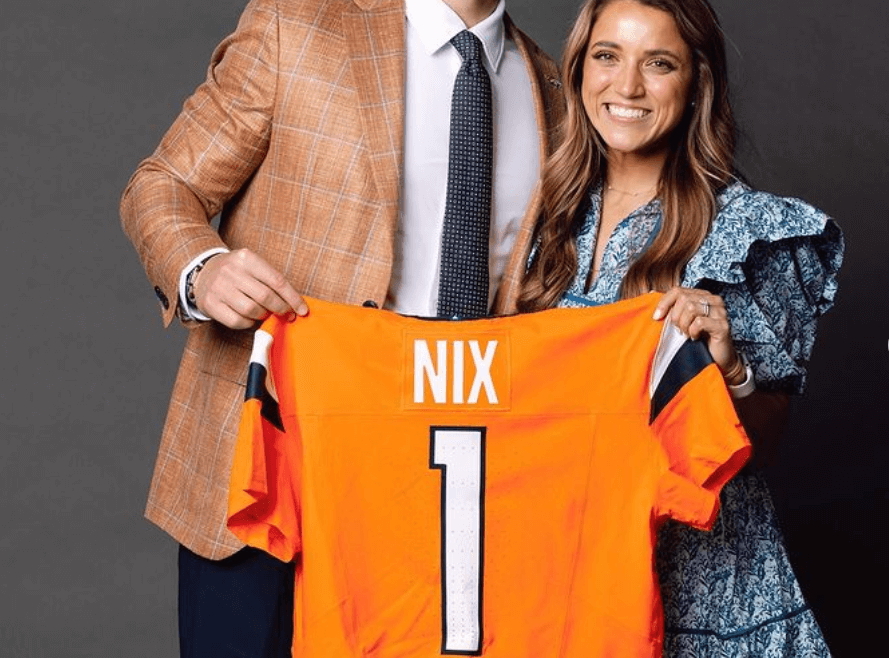 Bo Nix Wife Izzi Smoke