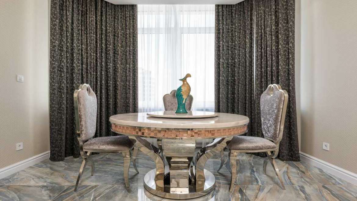 round marble dining table