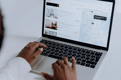 Looking for location to rent apartment on laptop
