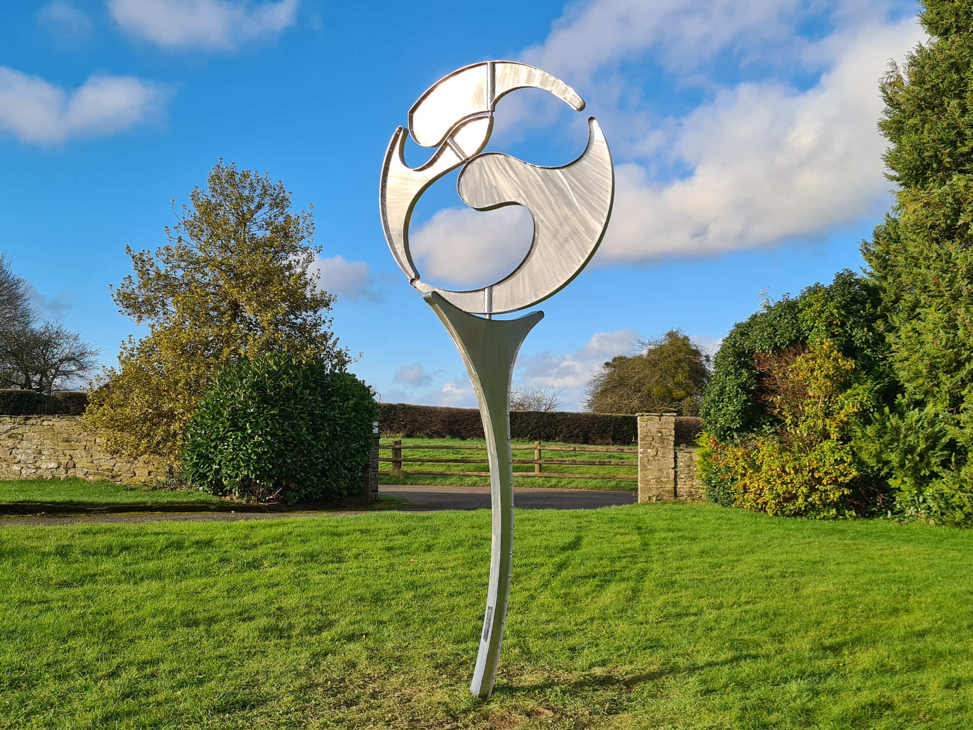 Ripples-kinetic-wind-sculpture