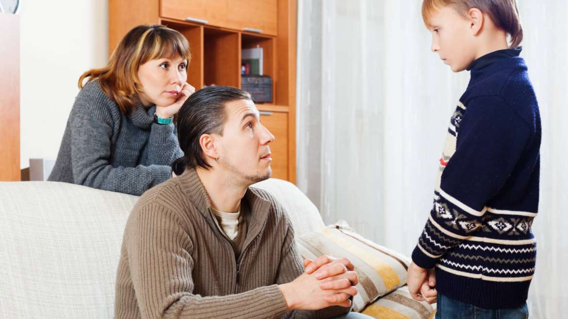 Child with his parents